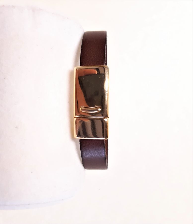 Bruine rundleren armband met magnetische sluiting