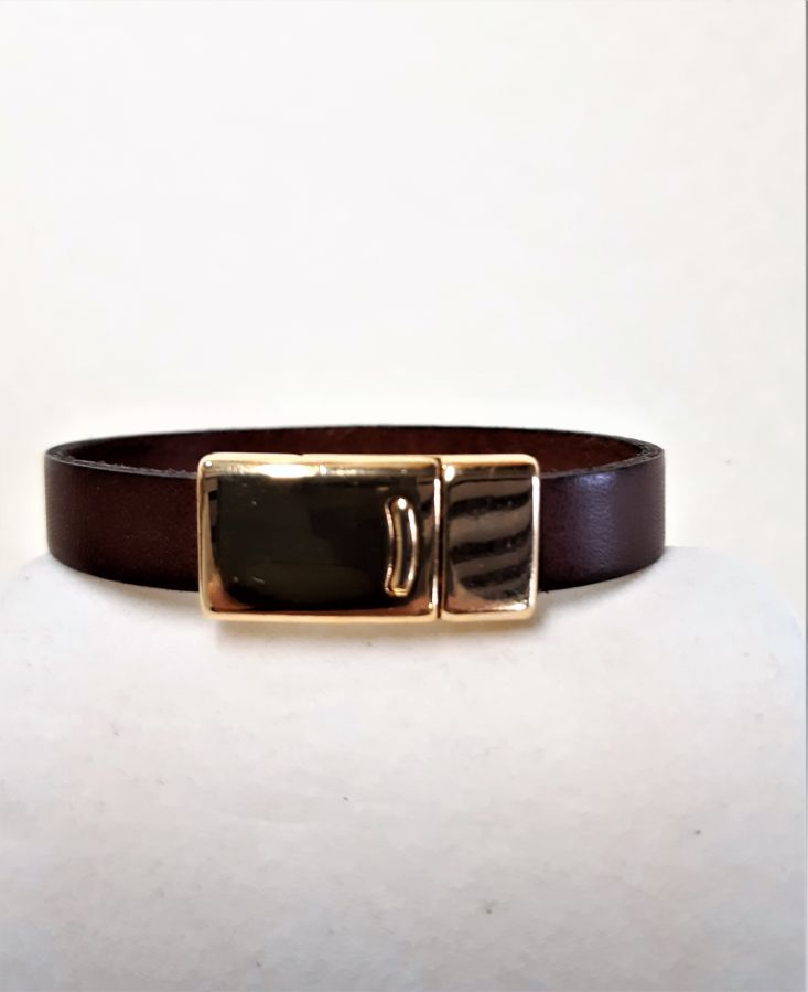 Bruine rundleren armband met magnetische sluiting