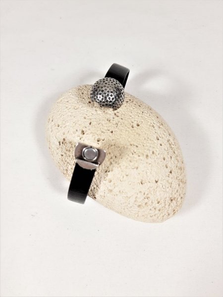 Runderleren armband zwart met magnetische sluiting golfbal