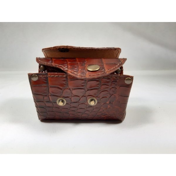 Retro portemonnee van bedrukt rundleer.