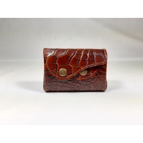 Retro portemonnee van bedrukt rundleer.