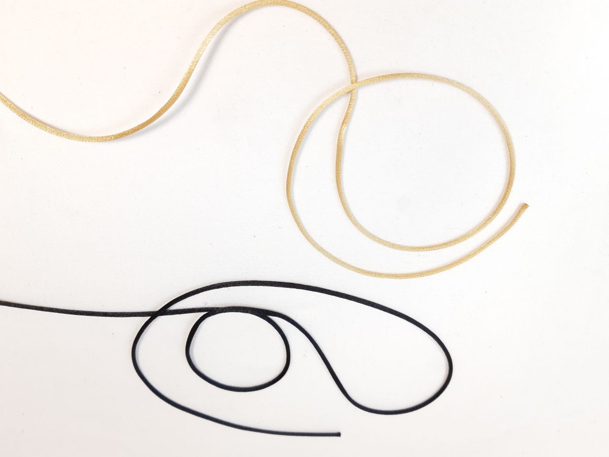 Rattenstaart diameter 2mm synthetisch materiaal.